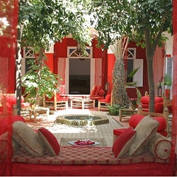 Maison Rouge