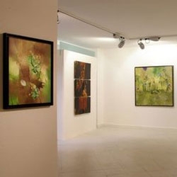 Galerie noir sur blanc