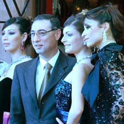Communiqué de presse Caftan 2005